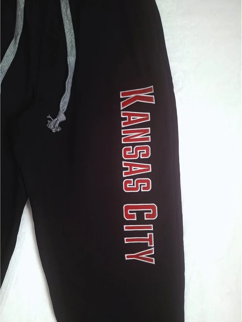 Kansas City Embroidered Soft Fleece Jogger Sweatpants Activewear Blk/Red Men's M